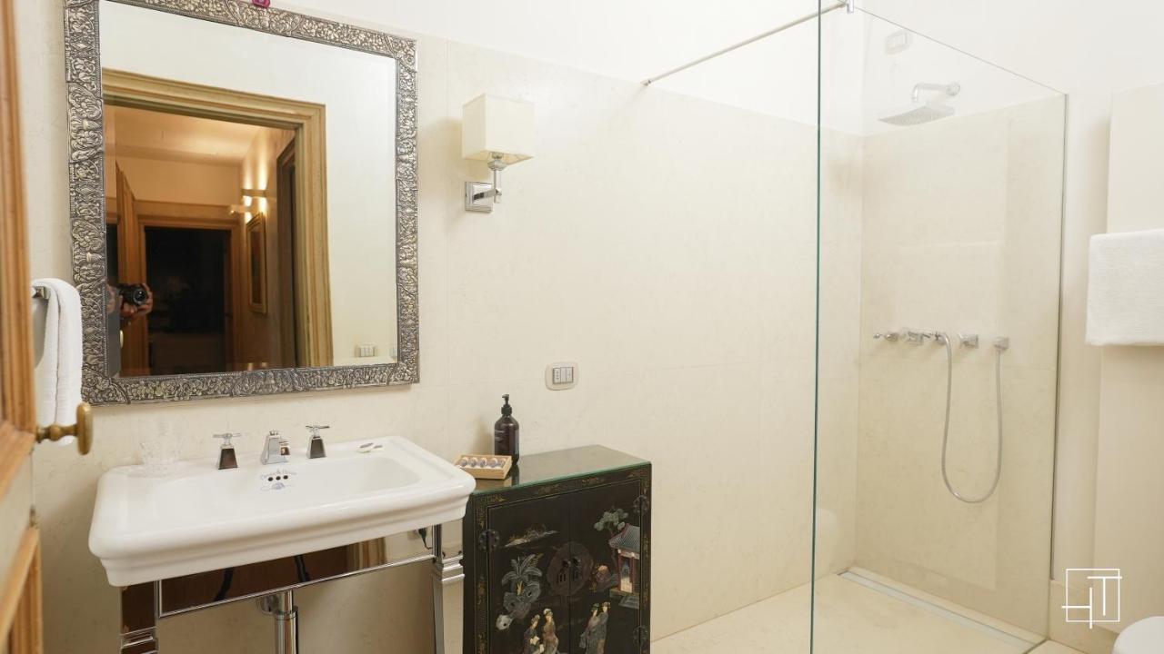 Ht - Casa Del Pittore In Piazza Delle Erbe Padua Exteriör bild